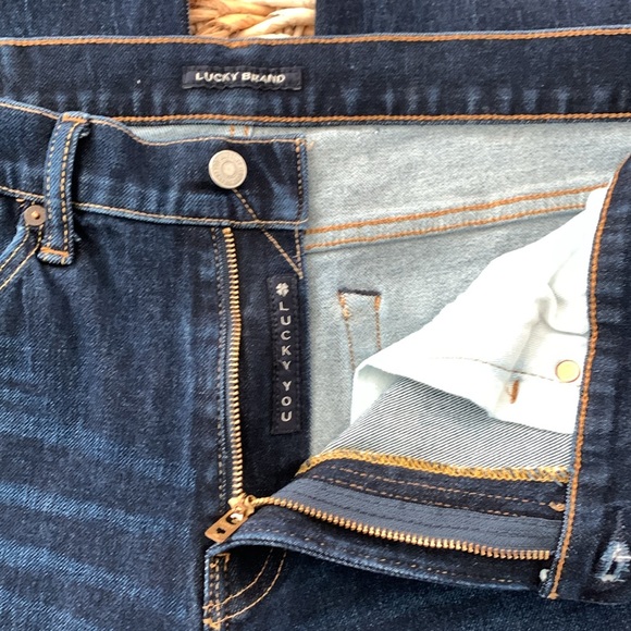 Lucky Brand 363 Vintage Straight Leg Jean - Picture 8 of 16